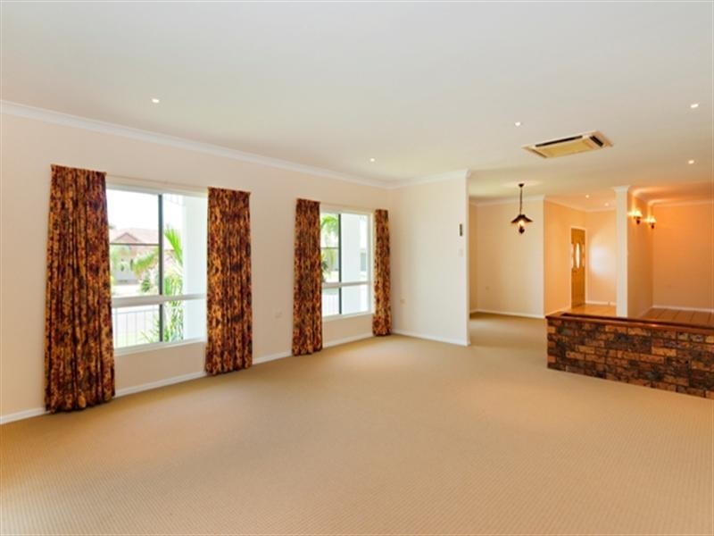 1 Paul, Innisfail QLD 4860