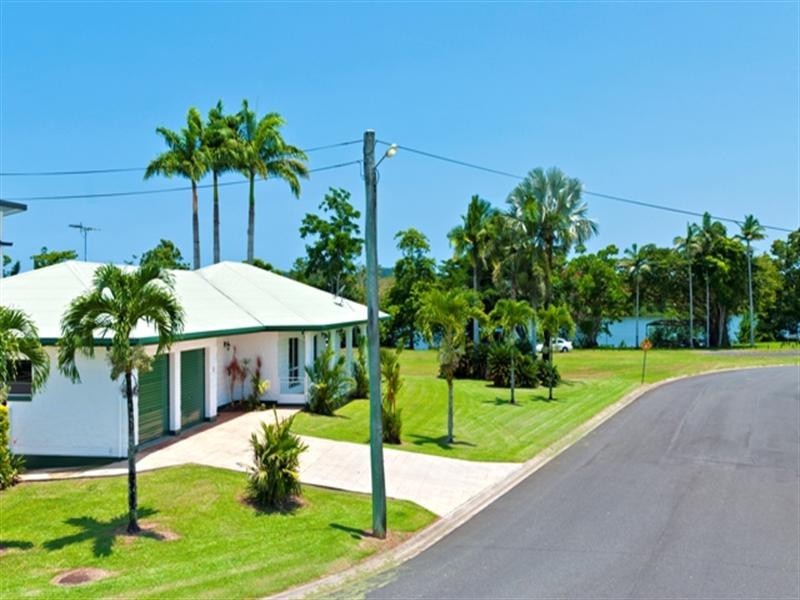 1 Paul, Innisfail QLD 4860