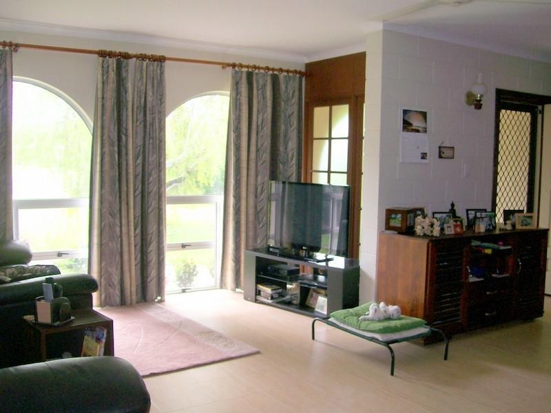 4 Carroo Close, Innisfail Estate QLD 4860