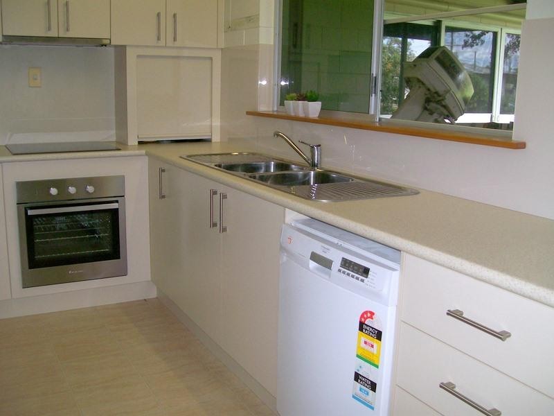 4 Carroo Close, Innisfail Estate QLD 4860