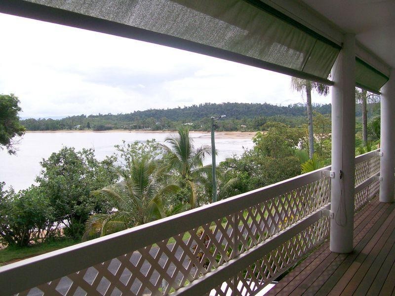 1 Maria Street, Flying Fish Point QLD 4860