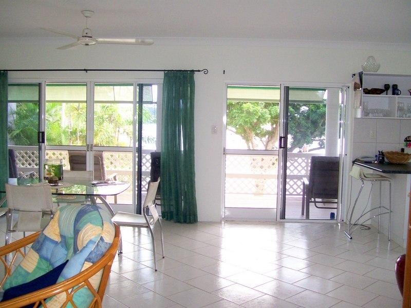 1 Maria Street, Flying Fish Point QLD 4860