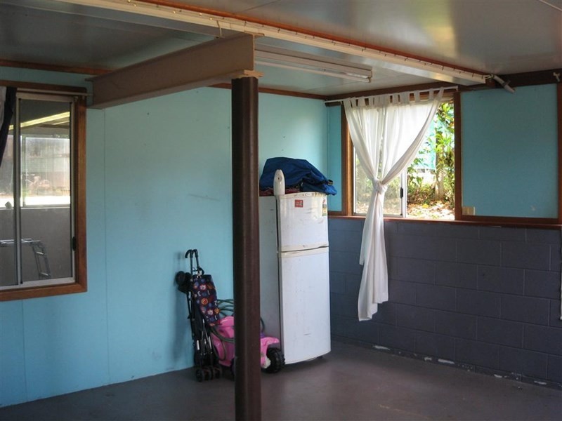 17 Middle Avenue, South Johnstone QLD 4859