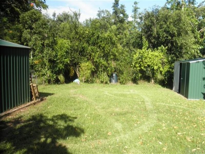 19 CAHILL, Innisfail QLD 4860