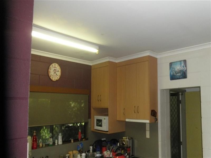 19 CAHILL, Innisfail QLD 4860