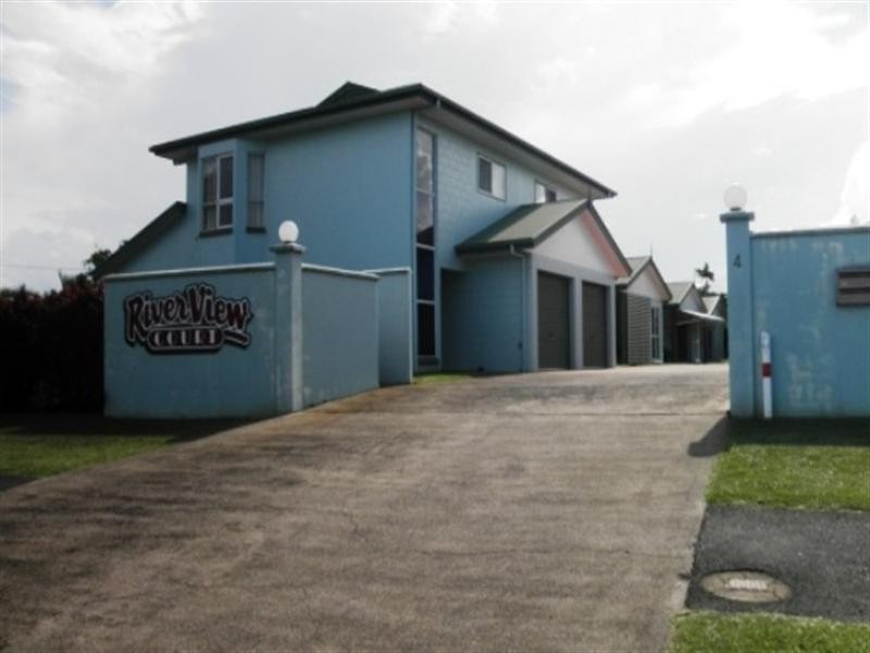 4 RIVER Avenue, Innisfail QLD 4860