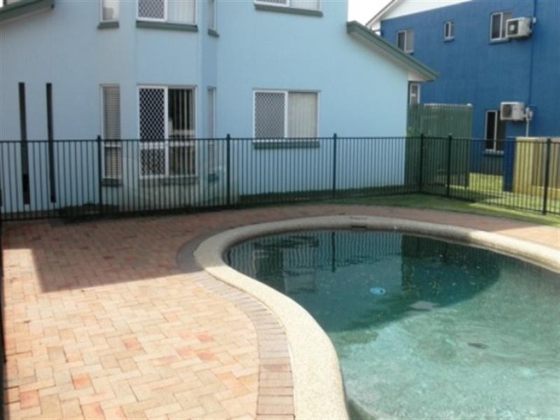 4 RIVER Avenue, Innisfail QLD 4860