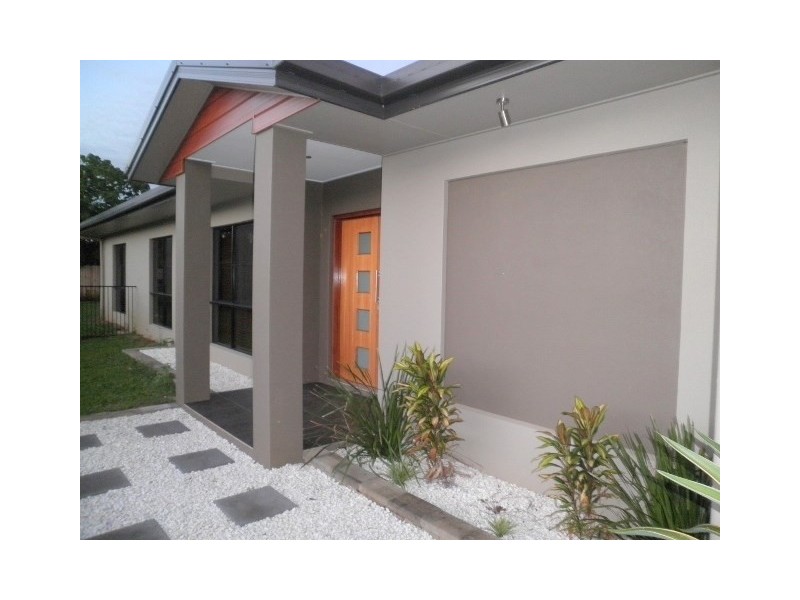 15 De Roma Close, Mena Creek QLD 4871