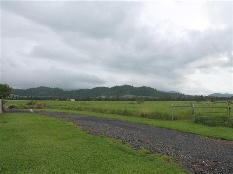 2000 Japoon Road, Mena Creek QLD 4871