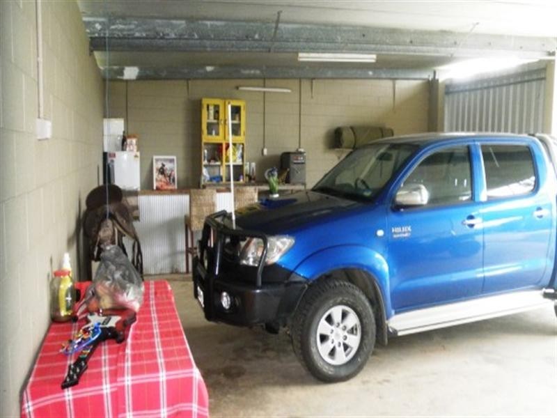 383 mena creek, Mena Creek QLD 4871