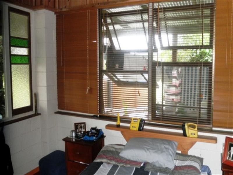 383 mena creek, Mena Creek QLD 4871