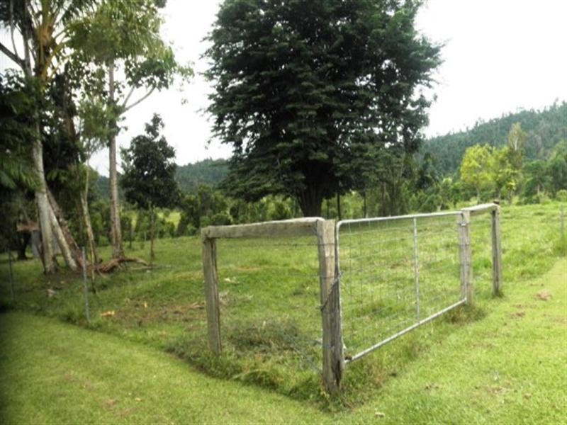 383 mena creek, Mena Creek QLD 4871