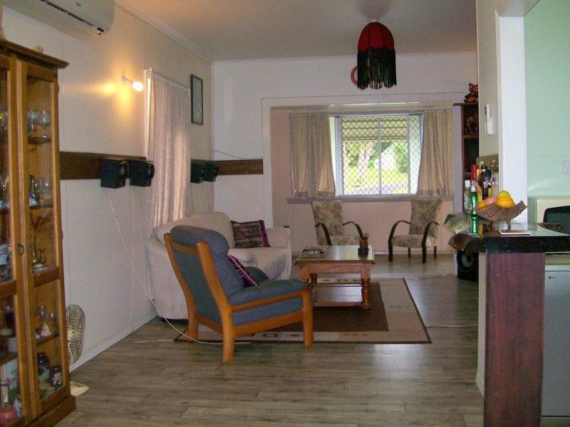 22 Maud Street, Flying Fish Point QLD 4860