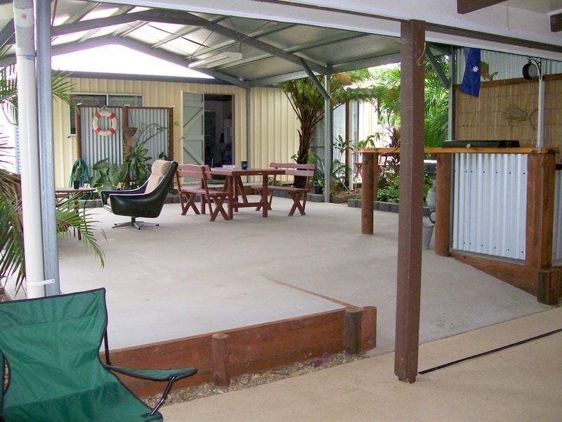 22 Maud Street, Flying Fish Point QLD 4860