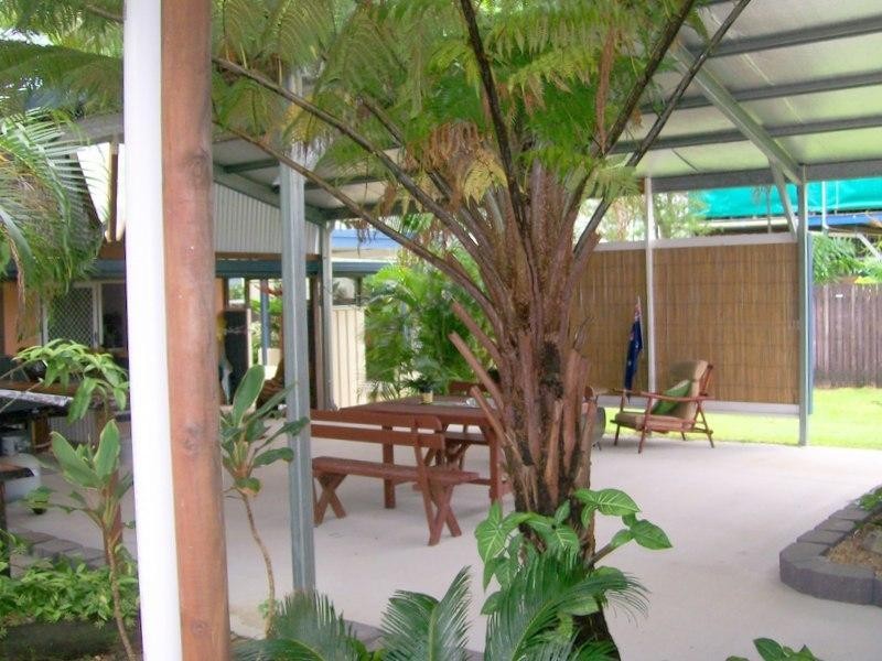 22 Maud Street, Flying Fish Point QLD 4860