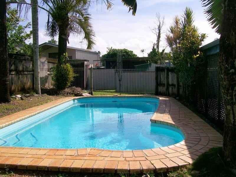 9 Bona Avenue, Belvedere, Innisfail QLD 4860