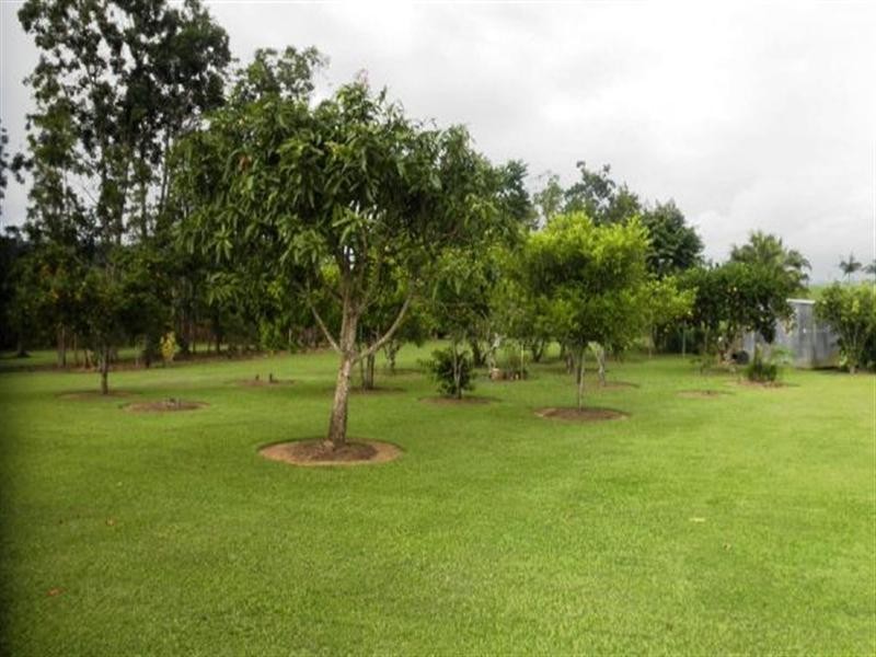 63 EDGERTON, Innisfail QLD 4860