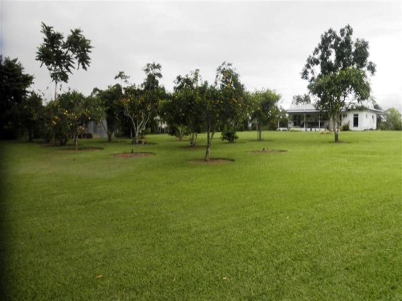 63 EDGERTON, Innisfail QLD 4860