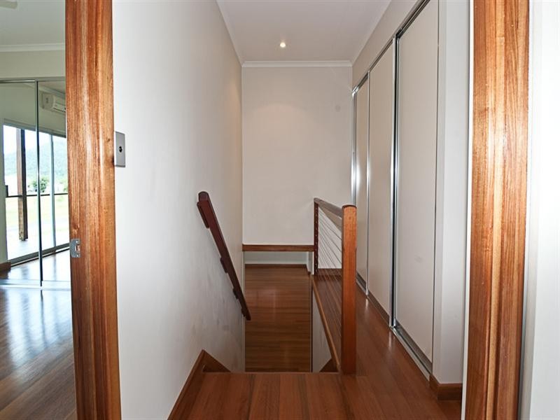 233 Etty Bay Road, Etty Bay QLD 4858