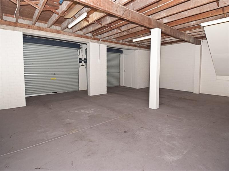 233 Etty Bay Road, Etty Bay QLD 4858