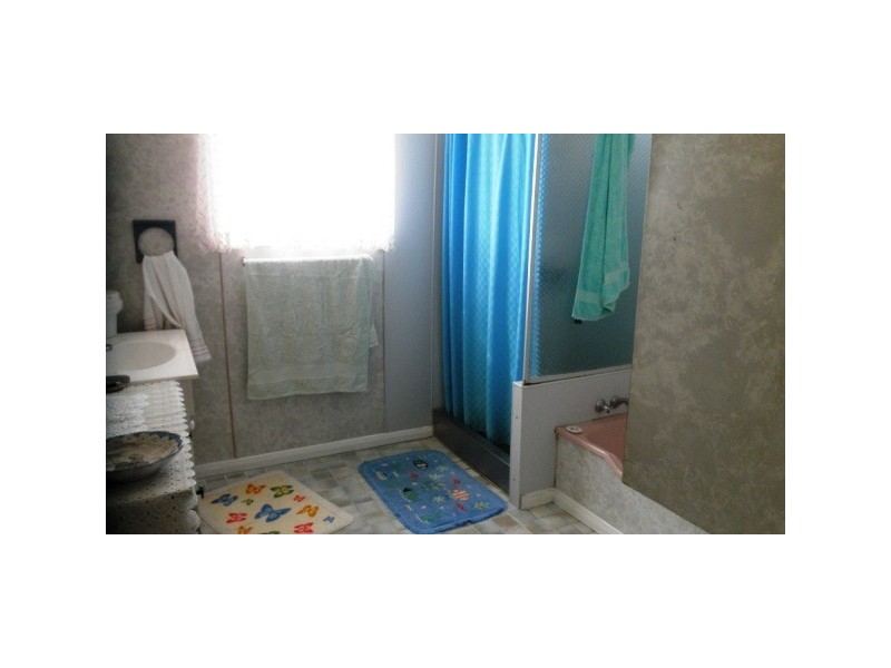 15 EDWARD, Silkwood QLD 4856