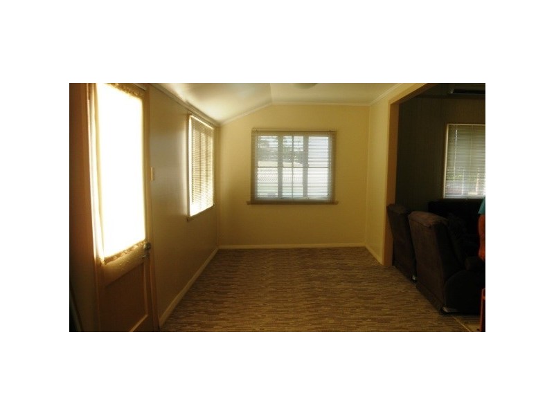 15 EDWARD, Silkwood QLD 4856