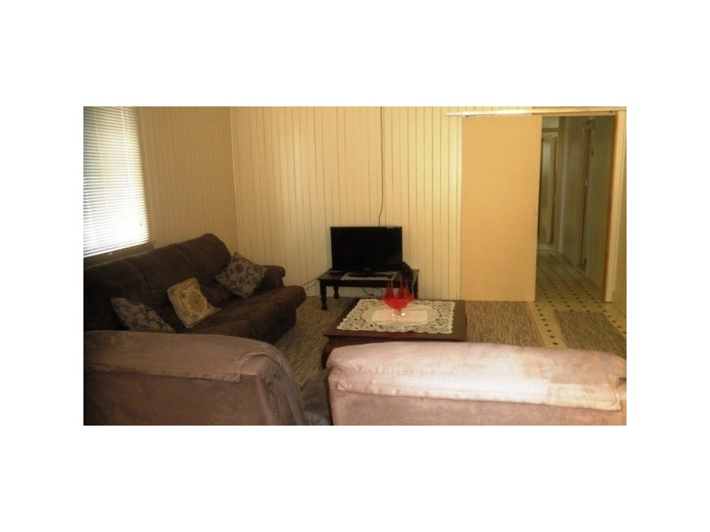 15 EDWARD, Silkwood QLD 4856