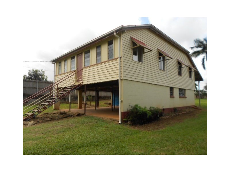 10 O’Brien, South Johnstone QLD 4859