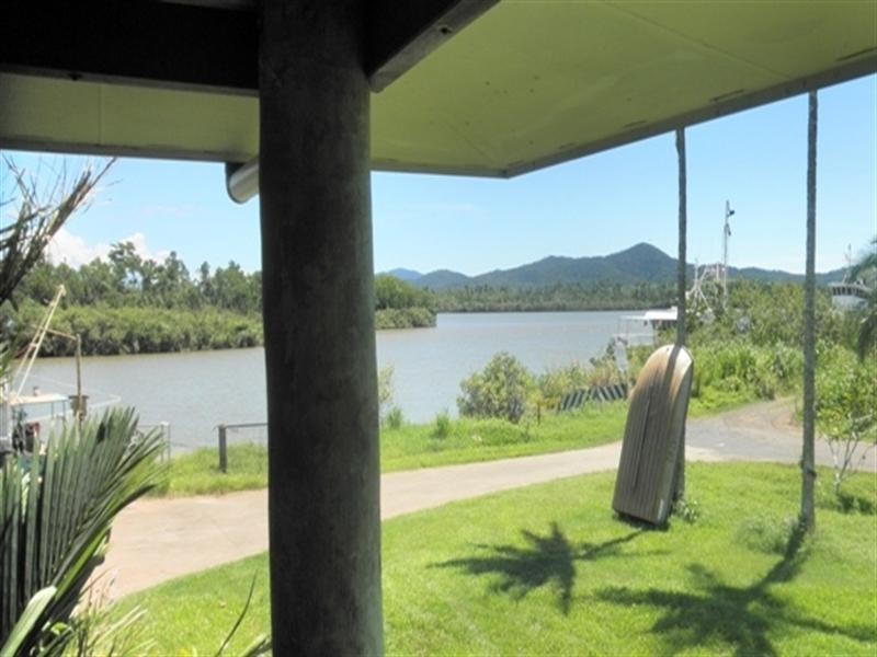 3 PAYNE, Innisfail QLD 4860