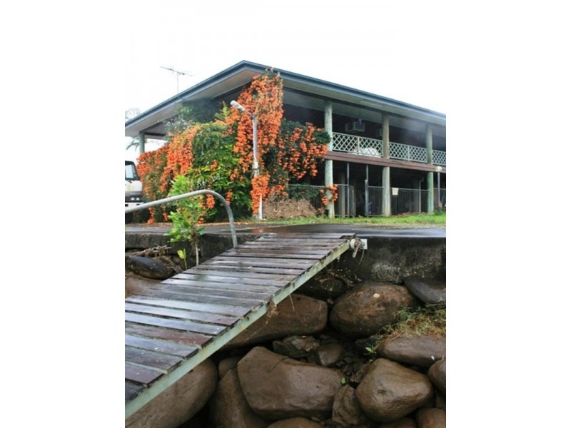 3 PAYNE, Innisfail QLD 4860