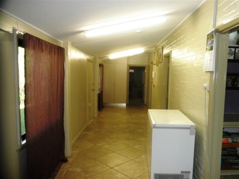 64 NEWMAN, Moresby QLD 4871