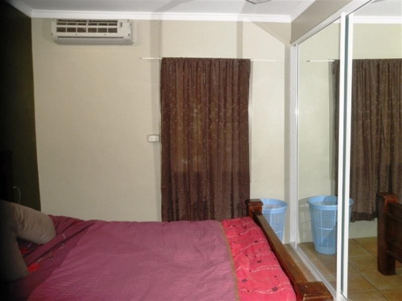 64 NEWMAN, Moresby QLD 4871