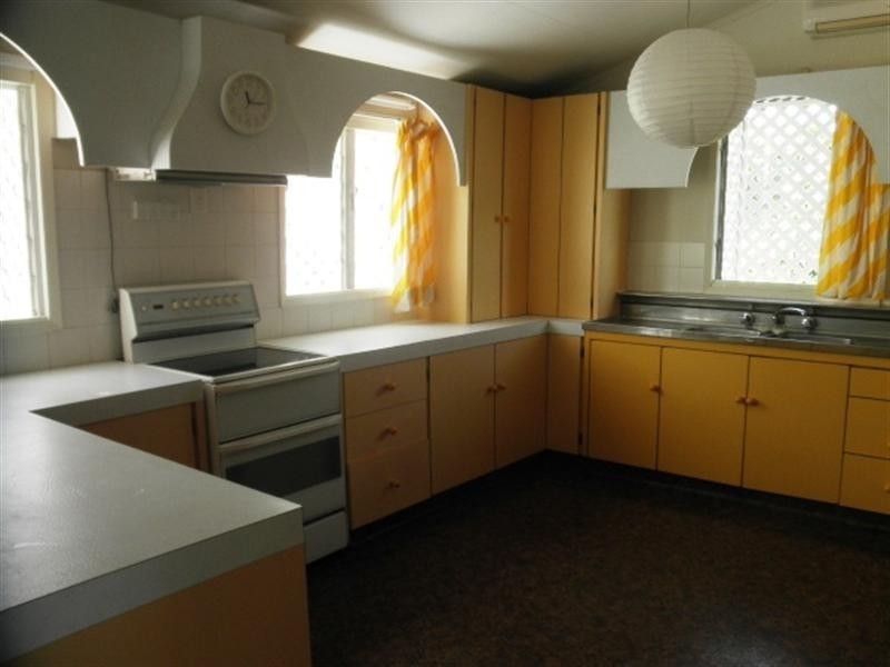 21 AGNES, Innisfail QLD 4860