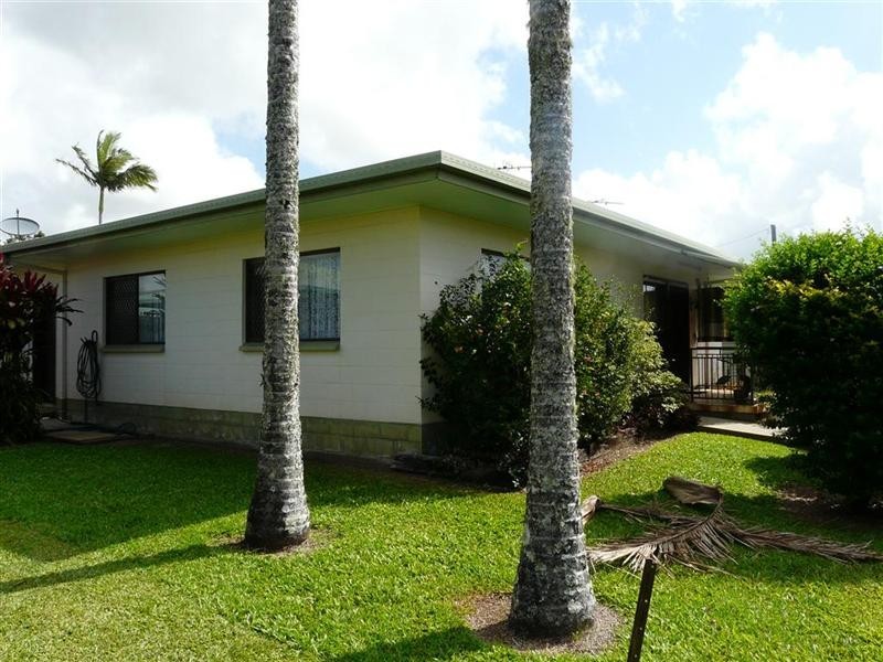 Unit 2, 6a Patrick Parade, Innisfail Estate QLD 4860