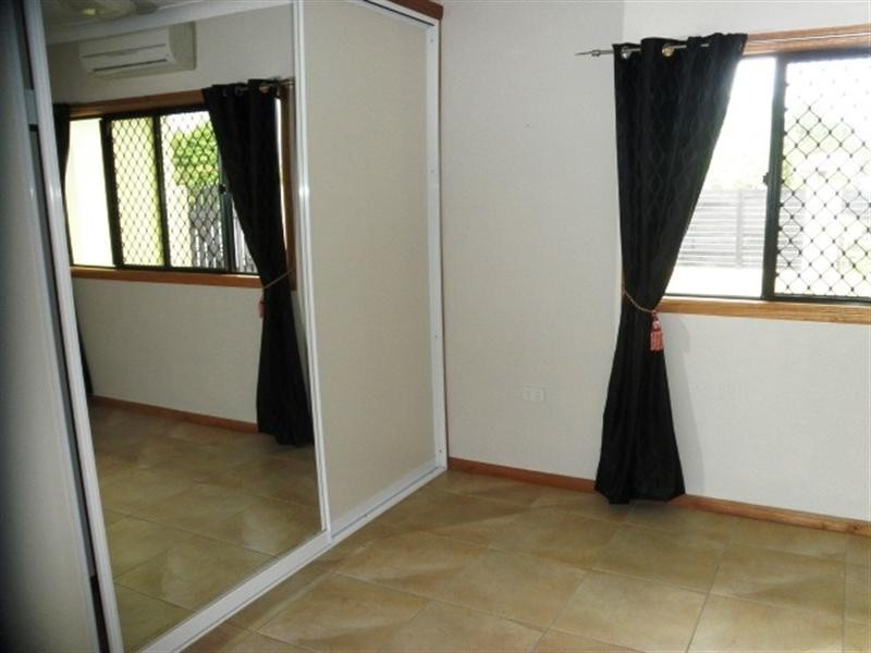 80 VICTORIA, Silkwood QLD 4856