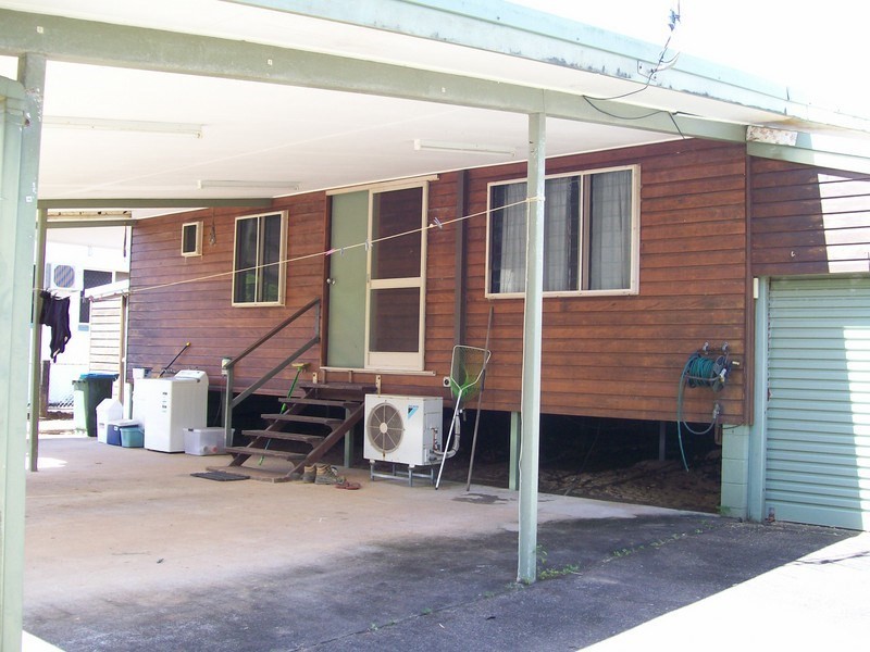 38 Elizabeth Street, Flying Fish Point QLD 4860