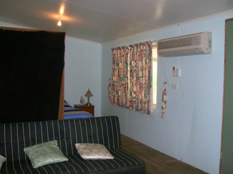 38 Elizabeth Street, Flying Fish Point QLD 4860