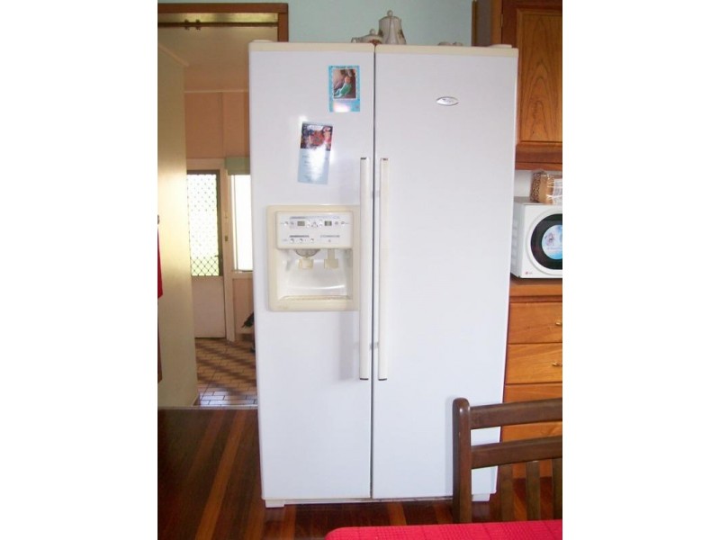 4 Shay Street, Wangan QLD 4871