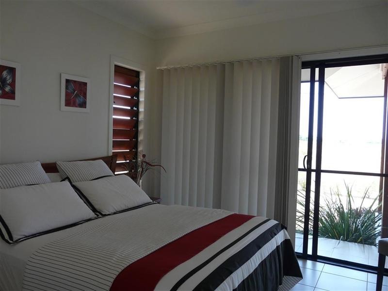 1 Hebblewhite Close, Etty Bay QLD 4858