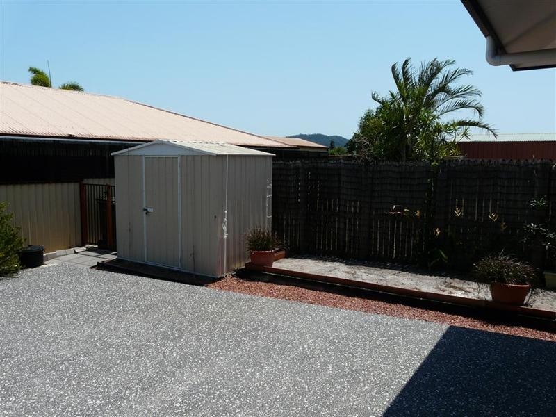 1 Hebblewhite Close, Etty Bay QLD 4858