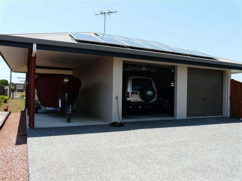 1 Hebblewhite Close, Etty Bay QLD 4858