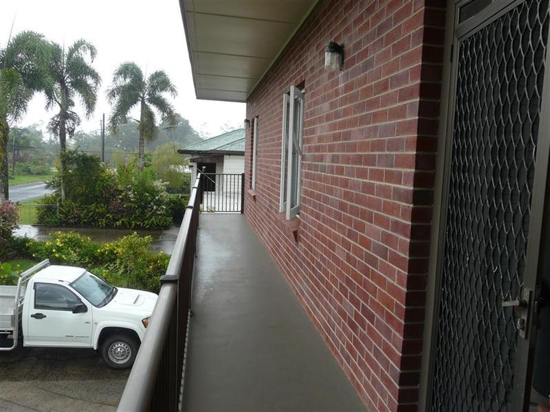 9 Graham Street, South Innisfail QLD 4860