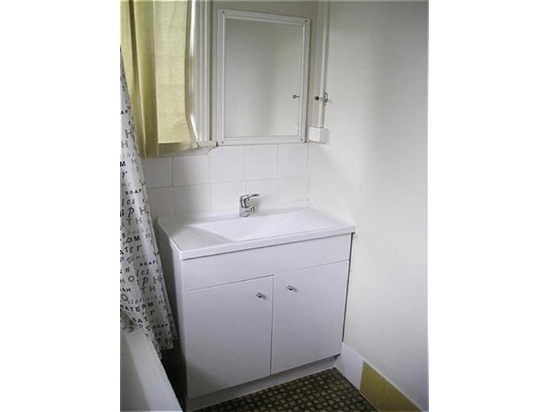 2/83 Palmerston Drive, Innisfail QLD 4860