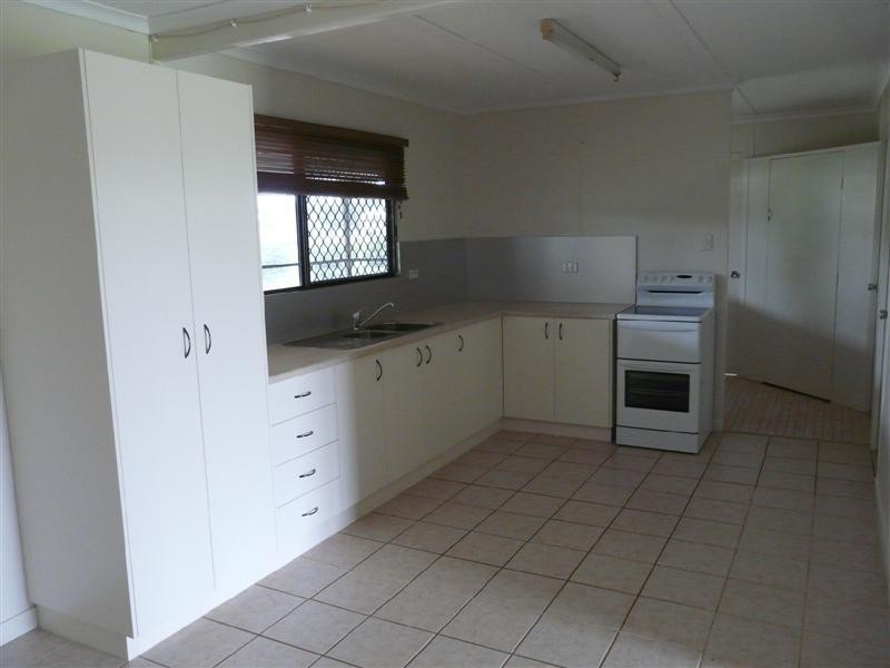 16 Hall Street, South Johnstone QLD 4859