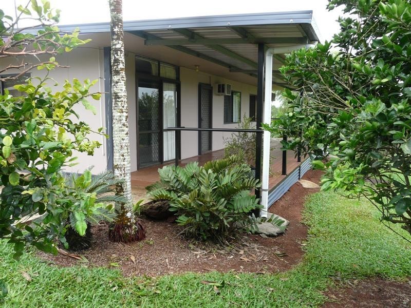 16 Hall Street, South Johnstone QLD 4859