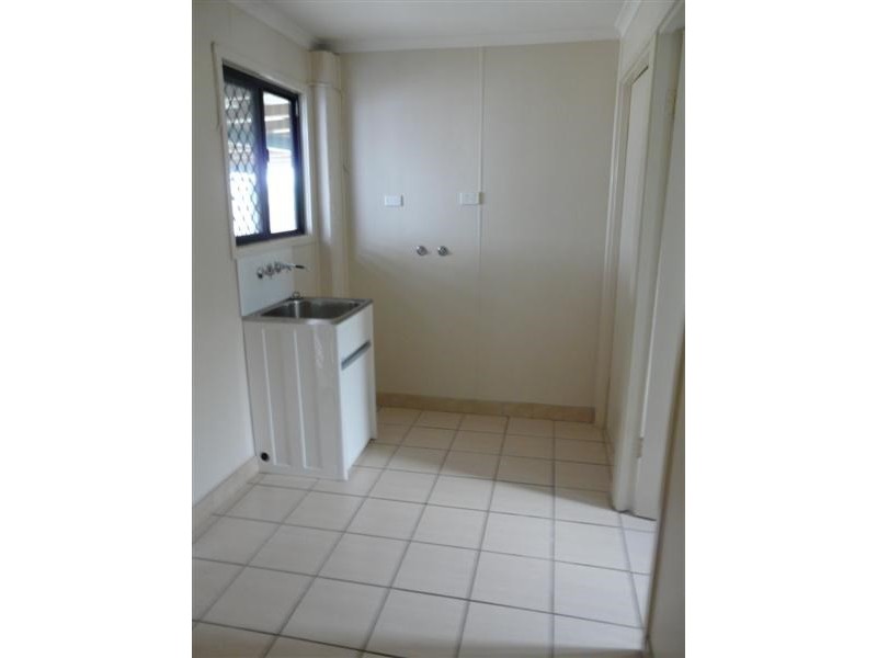 2/94 River Avenue, Innisfail QLD 4860