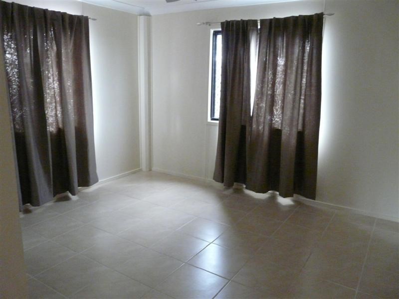 2/94 River Avenue, Innisfail QLD 4860