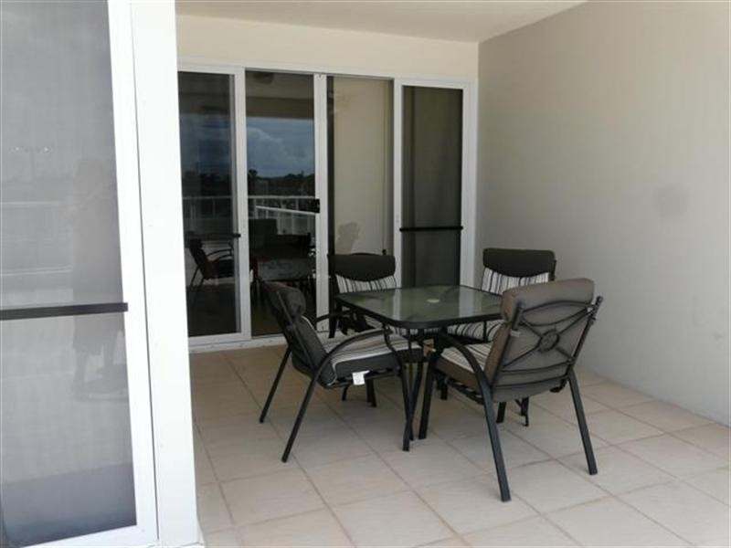 2/30-40 Fitzgerald Esplanade, Innisfail QLD 4860