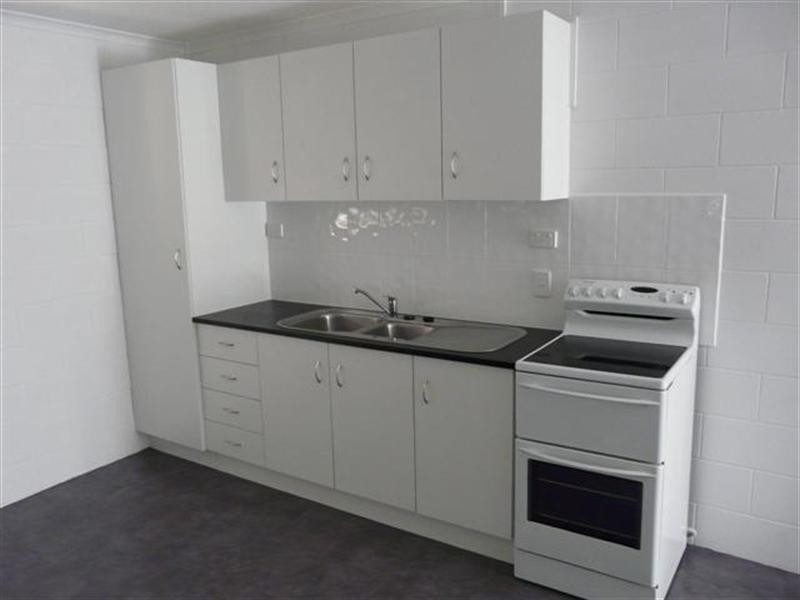 25 Riverside Crescent, Innisfail QLD 4860