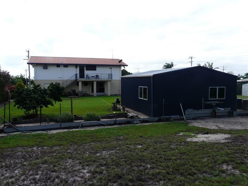 17 White Street, Cardwell QLD 4849